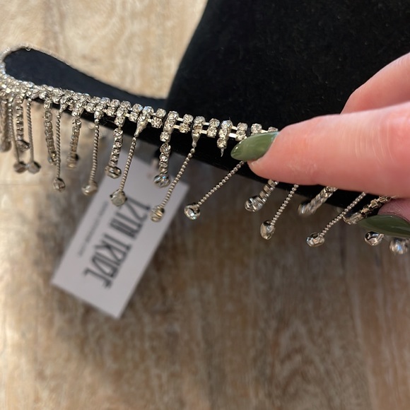 DOLLY BLACK COWBOY
FRINGE HAT - Picture 7 of 10